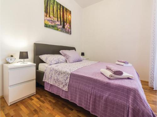  One-Bedroom Apartment in Peroj in Peroj
