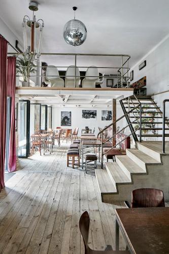 Between Us Bed and Breakfast - image 14