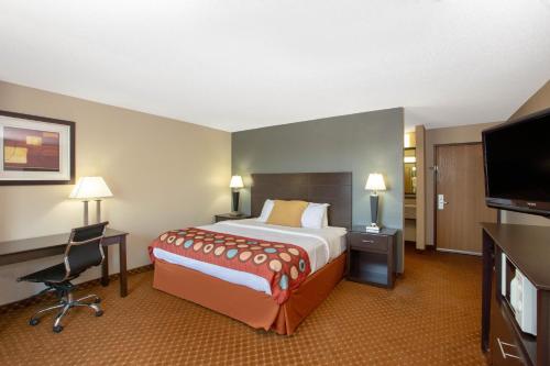 AmericInn by Wyndham Coralville