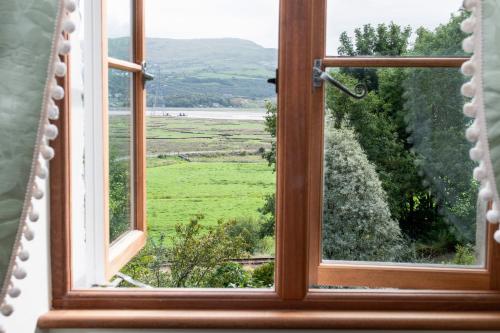 Taldraeth - Old Vicarage Guest House