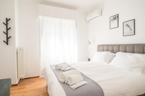 Modern design apartment near Acropolis 2, Афины