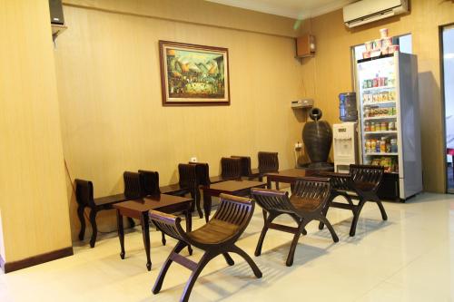 Airy Stasiun Jakarta Kota Mangga Dua Raya 24 Jakarta