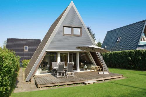 Zeltdachhaus mit W-LAN - Parkplatz direkt vor dem Haus in Damp, Deutschland