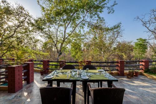 ห้องอาหาร, เดอะ ริเวอร์วูด ฟอเรสต์ รีทรีต เพนช์ (The Riverwood Forest Retreats Pench) in เพนช์