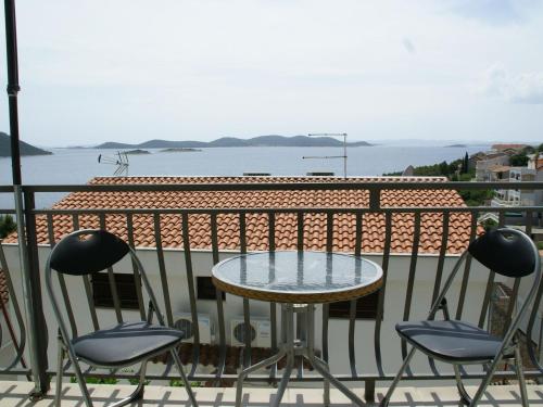  Stpacious Apartment in Drage with Parking in Drage