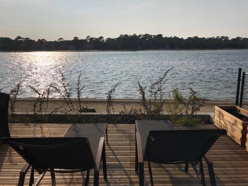 Apartment with Lake View