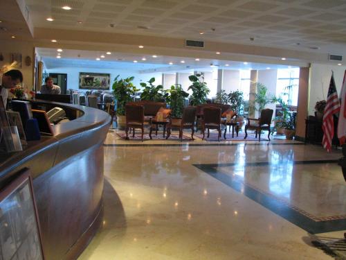 Jerusalem Gold Hotel - image 9