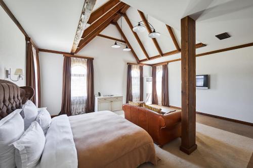 Junior Suite (Annex Building)