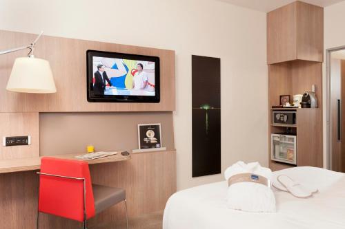 Novotel Paris Rueil Malmaison - image 7