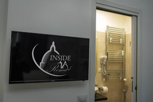 Inside Roma Rooms 5