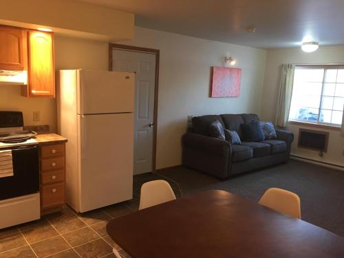 Village Inn Motel
