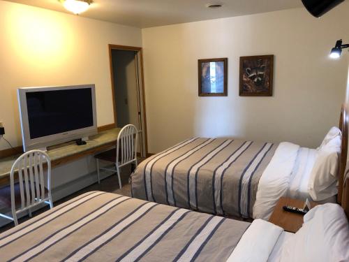 Village Inn Motel in Chatham, USA