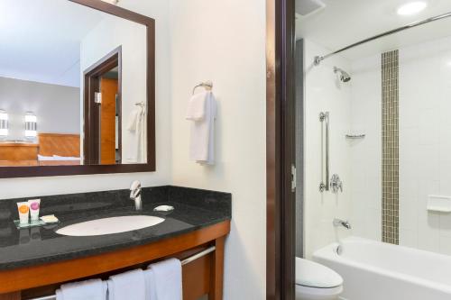 Hyatt Place Fort Worth/Hurst Room Type - King Room with Sofa Bed