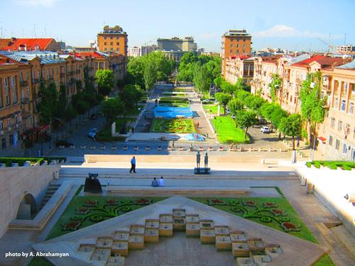 Cosy Appartment near Cascade and Opera Moskovyan-Tumanyan-Saryan streets city centre - image 7