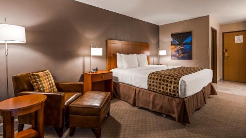 Best Western Inn at the Rogue - image 3