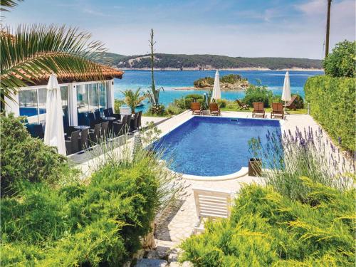  Apartment Supetarska Draga III Cr in Supetarska Draga