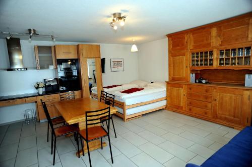 Niros Bed & Breakfast - image 7