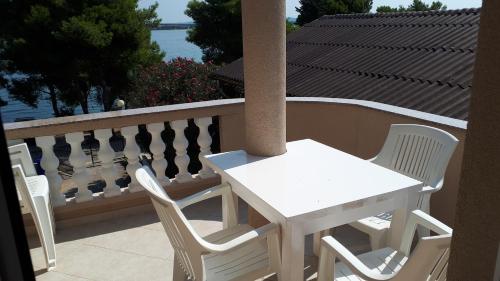  Apartment Tkon 8454b, Pension in Tkon bei Island Gangaro