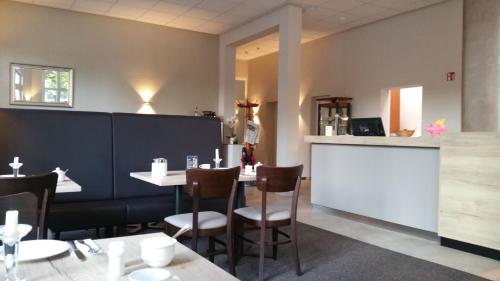 Hotel An der Altstadt - image 2