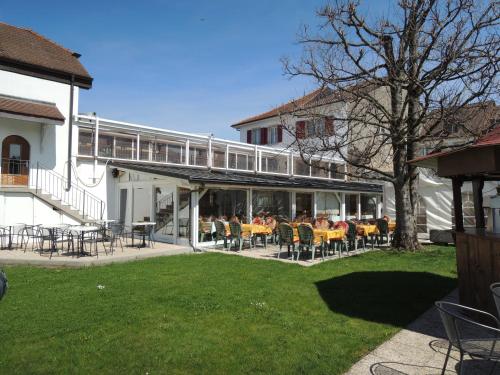  Hôtel du Port - Free Parking - Breakfast included in Estavayer-le-Lac