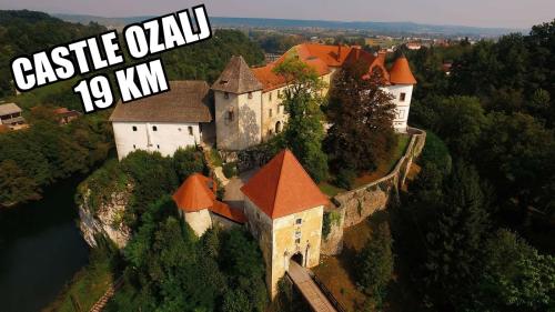 Fasiliti, Kuća za odmor MARA (Kuca za odmor MARA) in Duga Resa