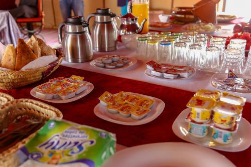 Food and beverages, Sahara Desert Luxury Camp in Ksar Tanamouste