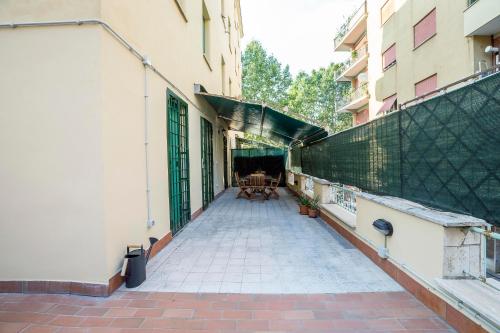JHHIT Tuscolana Suite 03 with Terrace, Рим (фото 6)
