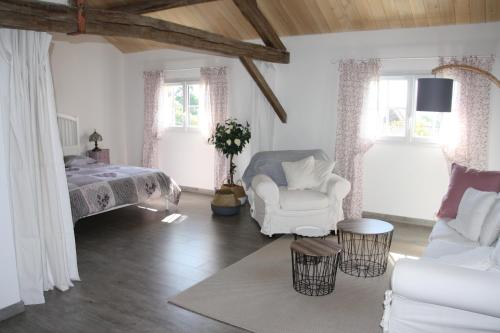 le petit durbec gîte à louer Bourg d'Abren