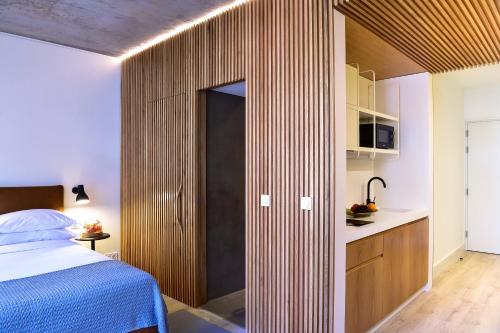 Studio Apartment with Santa Catarina view room in My Story Apartments Porto - Santa Catarina