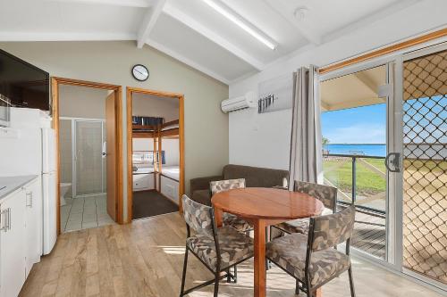 Port Broughton Tourist Park Room Type - Cottage