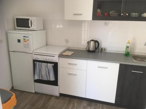 Anamarija's Apartments - image 3