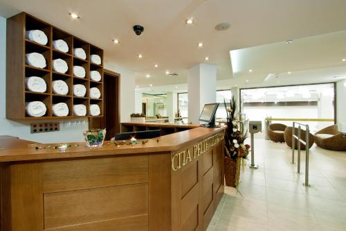 Earth & People Hotel & SPA