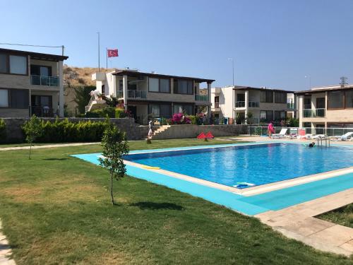  GÜNDOĞAN KÜÇÜKBÜK TE DENİZ’E 5 DAKİKA in Gündoğan