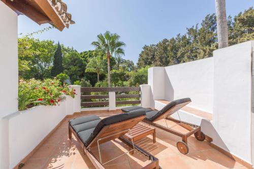 ระเบียง/ชานเรือน, Hanami Alcazaba Beach Penthouse in หาดอัลกาซาบา