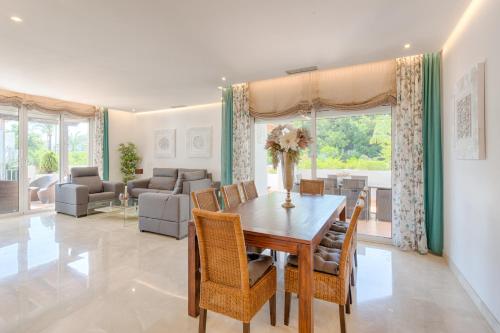 บริการและสิ่งอำนวยความสะดวก, Hanami Alcazaba Beach Penthouse in หาดอัลกาซาบา