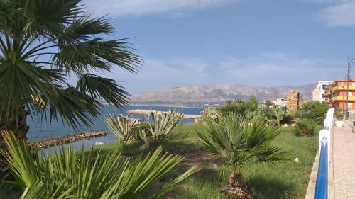 Apartments on promenade