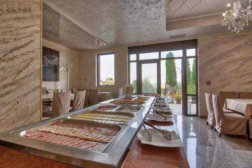 Park Hotel Arbanassi - image 9