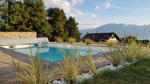 Montreux Holiday Home