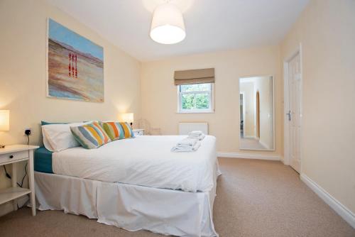 Dalton Crescent - image 3