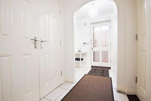 Dalton Crescent - main image