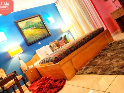 Alma House Hotel