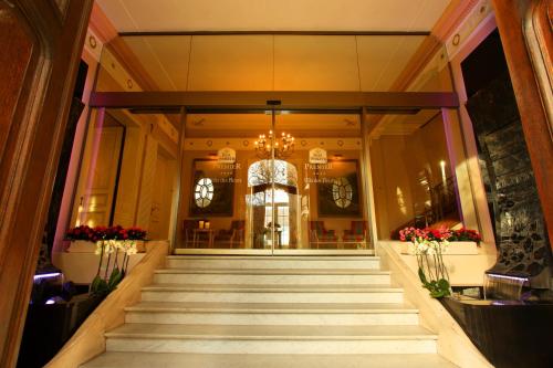 Vestíbulo, La Villa des Fleurs in Spa City Center