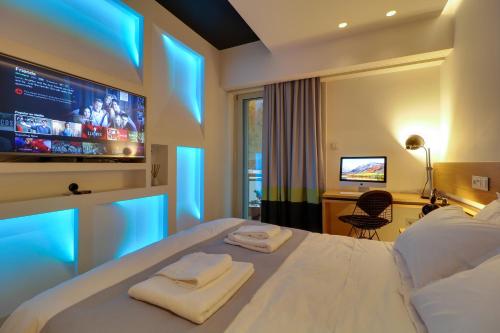 Superior Central Apt|3min to Metro|AC|Netflix|iMac, Athens (photo 4)