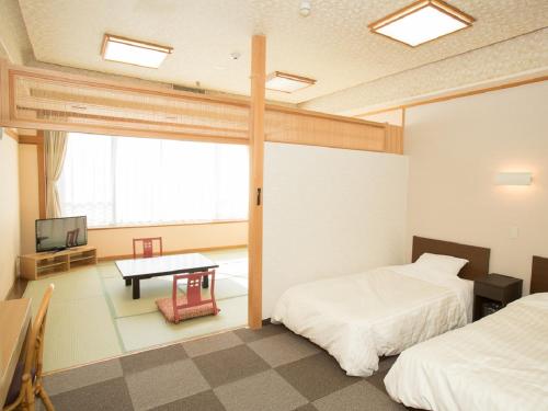 Family Room with Tatami Area and Private Toilet