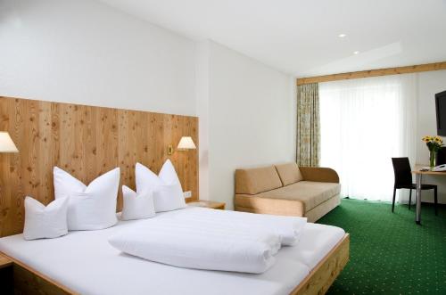 Berghotel Rasis - image 8