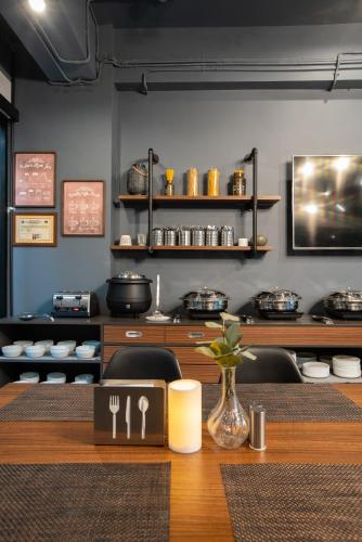 Restaurant, Juno Tanah Abang Jakarta in Tanah Abang