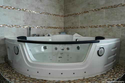 Oceanview Penthouse - image 7