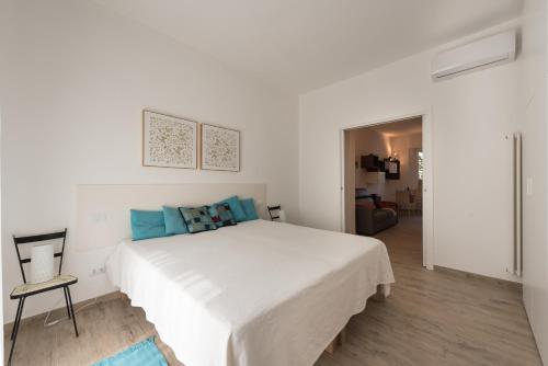 Cool Flat Alberti Lift Terraces Free Parking - image 4