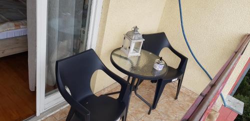 Nice apartment - image 6