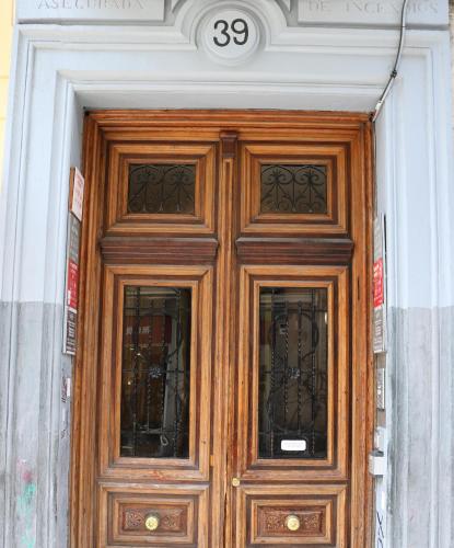 Hostal Abril Madrid - image 4